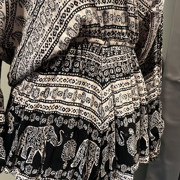 Romper - Picture 3 of 4